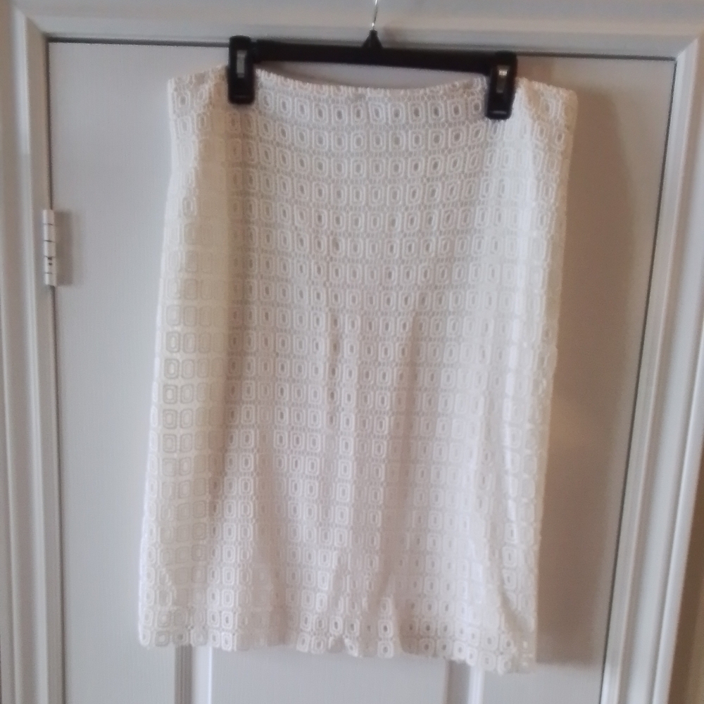 Calvin Klein White Textured Pencil Skirt